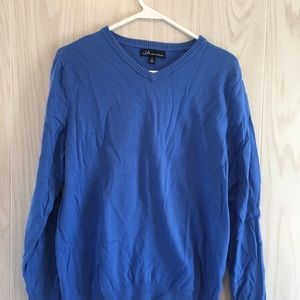 Blue v neck sweater